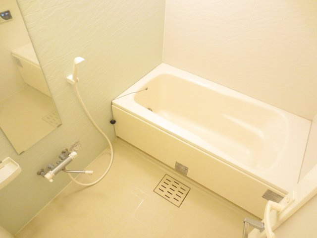 パークレジデンスの浴室|別号室の参考写真です。