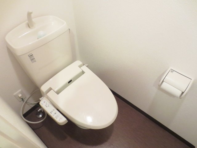 パークレジデンスのトイレ|別号室の参考写真です。