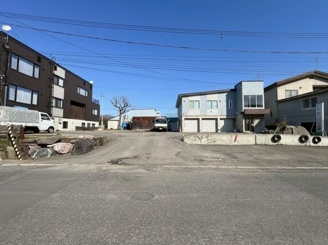 菊水元町2条5丁目　土地の前面道路含む現地写真