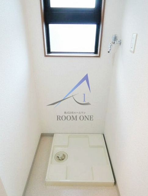 メゾン町田Ⅱの設備|洗濯機置き場です。