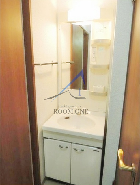 メゾン町田Ⅱの洗面所|洗面台です。