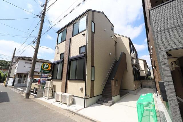 板橋区東新町2丁目のアパートの画像