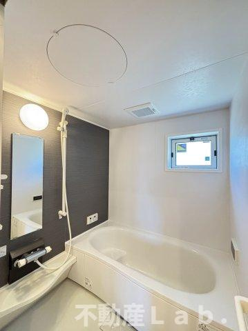 グランソレイユ　A棟の浴室