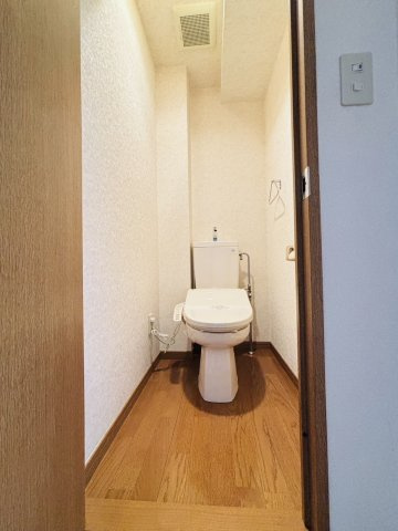 エスティハイム20の玄関|別号数タイプ