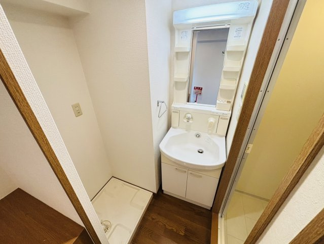 エスティハイム20の独立洗面台|別号数タイプ