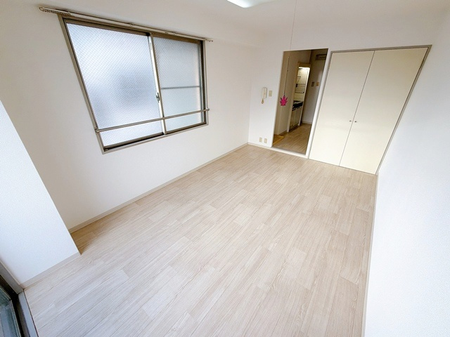 【洋室】 | パティオス豊里館