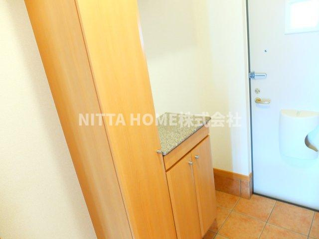 エスペランサⅠのその他共用部分|豊富な収納のシューズボックス☆彡