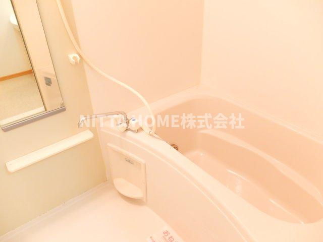 エスペランサⅠの浴室|キレイなバスルームで疲れもなくなりますね◎