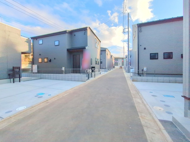 【新築分譲住宅】富士見市渡戸1丁目の前面道路含む現地写真