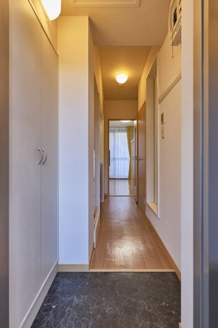 静岡市清水区駒越南町の賃貸マンションの玄関|落ち着いた玄関です