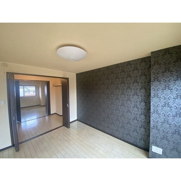 シェソワ東山の居間・リビング