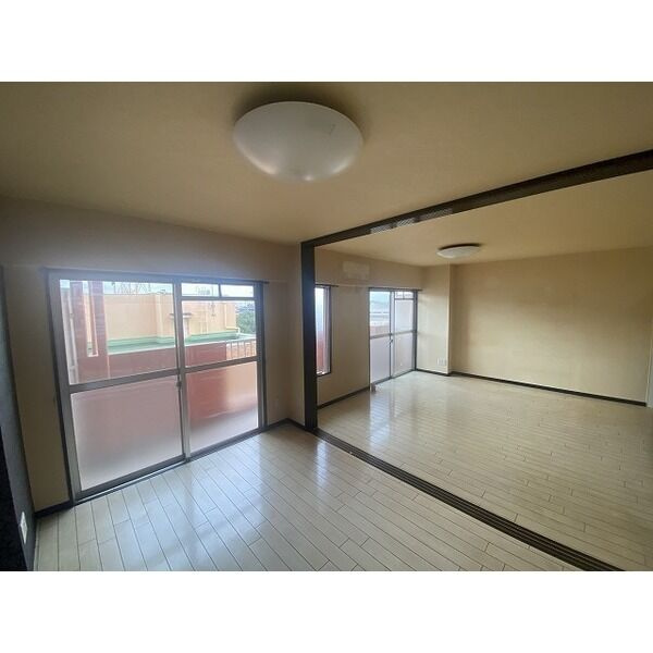 シェソワ東山の居間・リビング