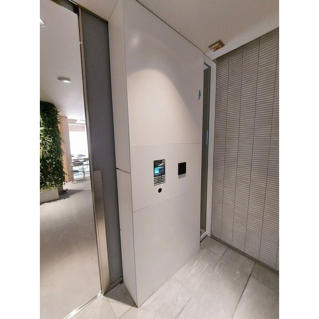 コンフォリア東新宿のエントランス|コンフォリア東新宿