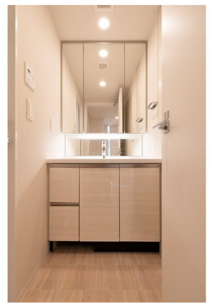 コンフォリア東新宿の独立洗面台|コンフォリア東新宿