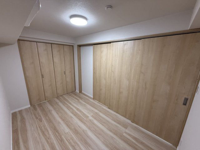 【洋室】プレジデント宝塚 