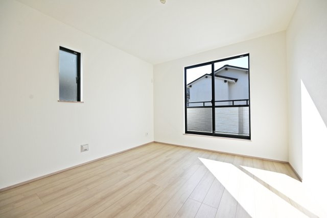 ハートフルタウン伊丹市車塚1丁目の洋室|洋室7.0帖。主寝室想定のお部屋です。