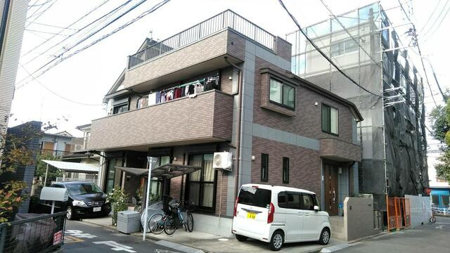 狛江市猪方４丁目のアパートの外観