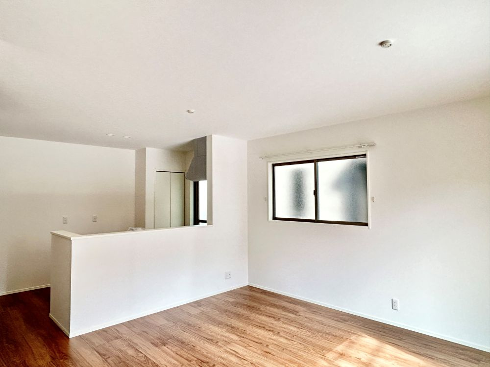 高知市東雲町建売④　新築一戸建ての居間・リビング|※写真はイメージです