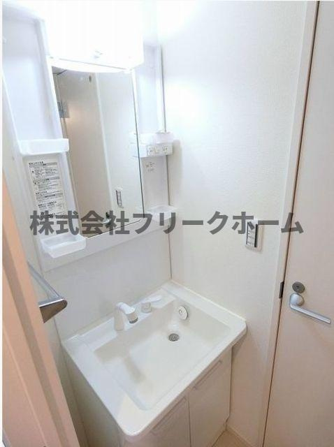 三鷹市牟礼６丁目のアパートの洗面所