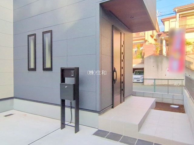 【新築分譲住宅】富士見市渡戸1丁目の玄関