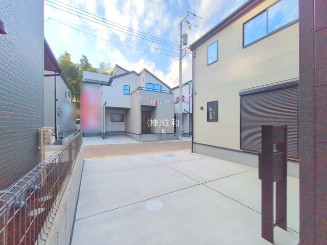 【新築分譲住宅】富士見市渡戸1丁目の前面道路含む現地写真