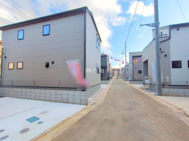 【新築分譲住宅】富士見市渡戸1丁目の前面道路含む現地写真