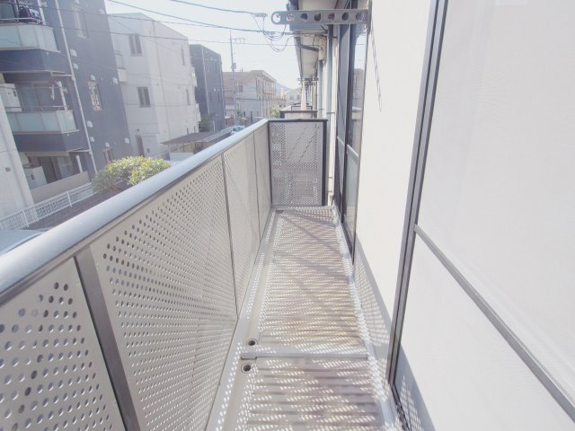 ラルジュ瀬戸　C棟のバルコニー