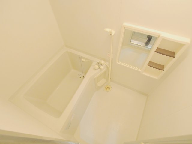 ラルジュ瀬戸　C棟の浴室