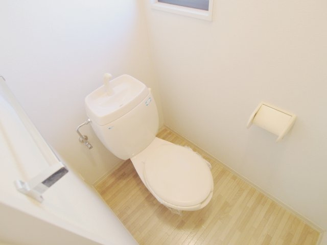 ラルジュ瀬戸　C棟のトイレ