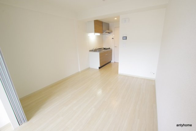 La CASA 新北野　仲介手数料無料の居間・リビング