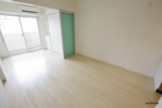 La CASA 新北野　仲介手数料無料の居間・リビング