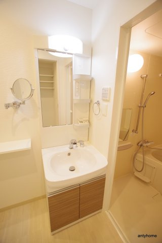 La CASA 新北野　仲介手数料無料の洗面所