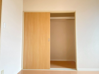 【収納】 | サミータウンE | 退去前のため、別部屋のお写真です。