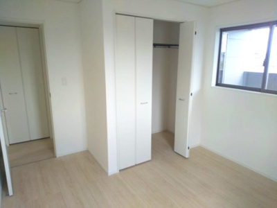 【洋室】 | クレイドルガーデン西岐波 | ２階洋室