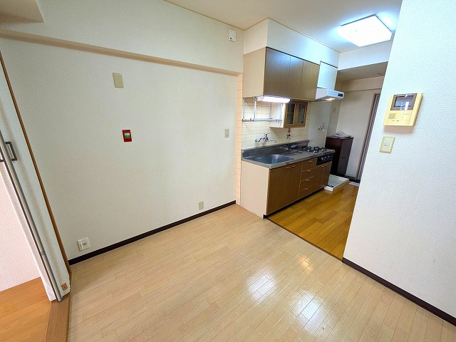 ニューライフ大森の居間・リビング