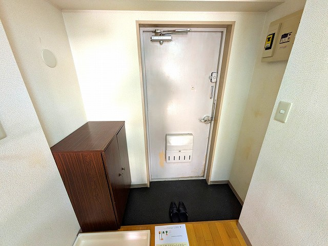 ニューライフ大森の玄関