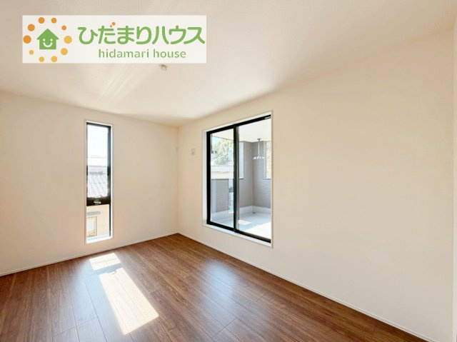 【寝室】 | 第2つくば市城山　新築戸建 | 広めの主寝室は、ベッドの他にもパソコンデスクやドレッサーなども置けちゃいます(*^-^*)