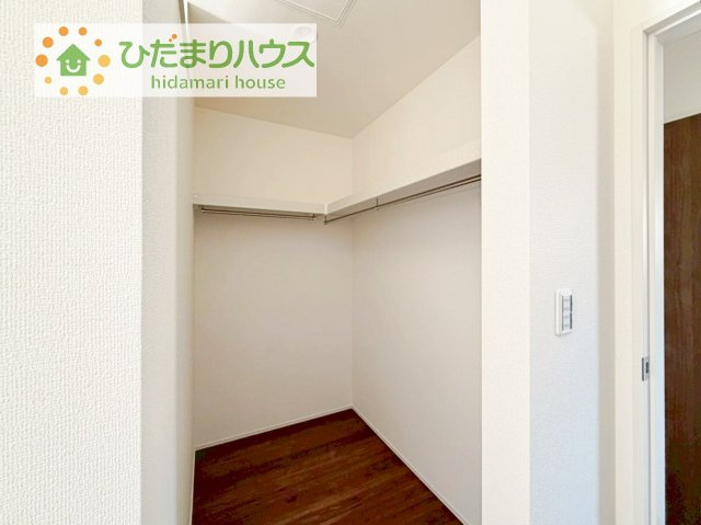 【収納】 | 第2つくば市城山　新築戸建 | ママに人気のウォークインクローゼット付き！
コートやジャケットはもちろん、季節物や布団なども全部収納できちゃいます(^^)/