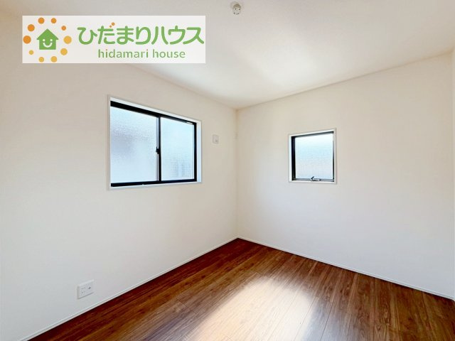 【洋室】 | 第2つくば市城山　新築戸建 | 窓が多く、明るい空間を演出してくれます(*^^*)