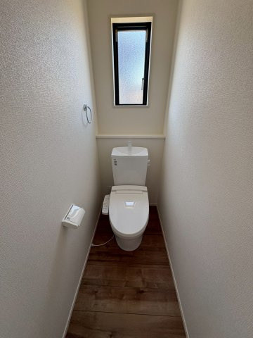 京都郡苅田町大字苅田3期　新築一戸建てのトイレ|シンプルで使い勝手の良いお手洗い♪
【苅田町　新築戸建て】