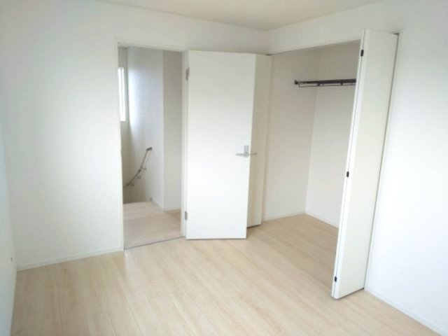 【洋室】 | クレイドルガーデン西岐波 | ２階洋室6帖