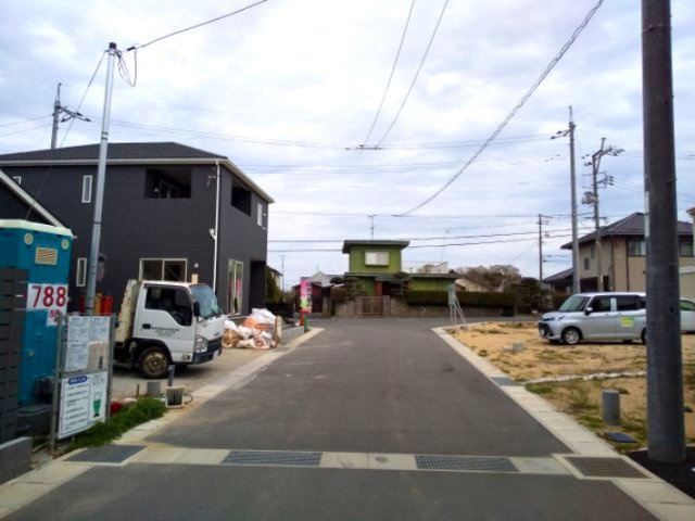 【前面道路含む現地写真】 | クレイドルガーデン西岐波