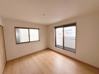 【洋室】 | 旭ヶ丘北町２丁　中古戸建 | 業務スーパー堺東店まで徒歩３分！毎日のお買い物に便利です！