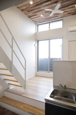 【内装】 | Calm古賀 | 天井が高いのも居心地の良い理由です。写真は類似のお部屋です。