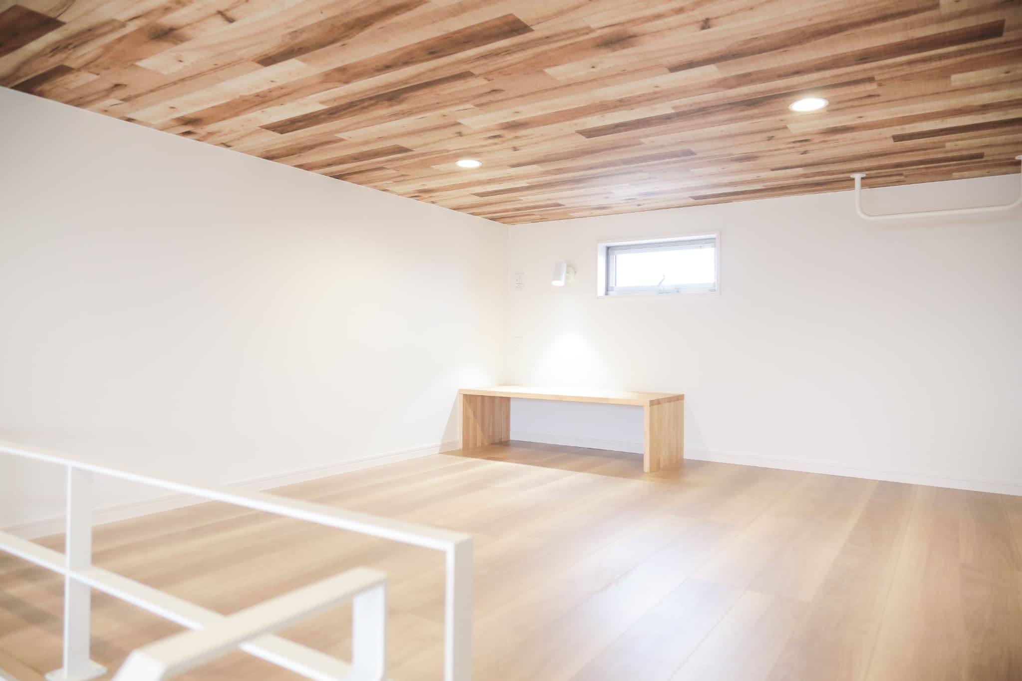【内装】 | Calm古賀 | 広々したロフトです。写真は類似のお部屋です。
