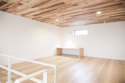 【内装】 | Calm古賀 | 広々したロフトです。写真は類似のお部屋です。