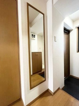ロイヤルパレス中野坂上の内装|姿見鏡付いてます★（同一仕様写真）
