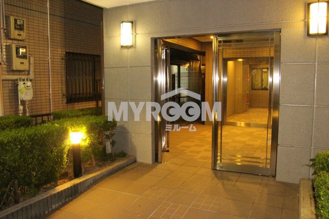 ロイヤルパレス中野坂上のエントランス|エントランス