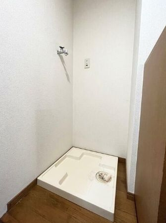 ロイヤルパレス中野坂上の設備|室内洗濯機置場★