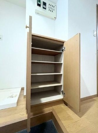 ロイヤルパレス中野坂上の設備|シューズボックス☆